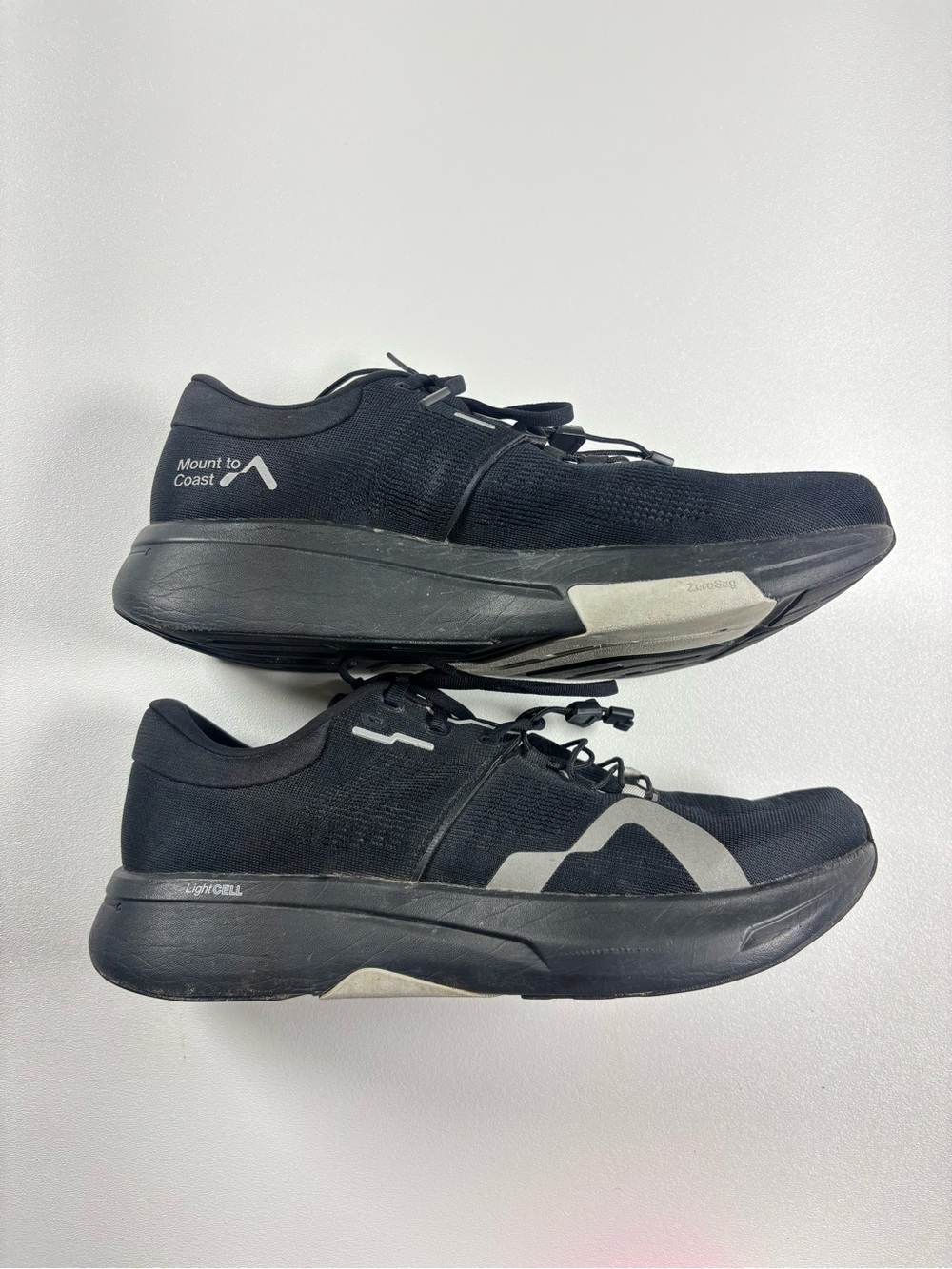 Men’s Mount to Coast R1 Black Athletic Running Shoes - 10